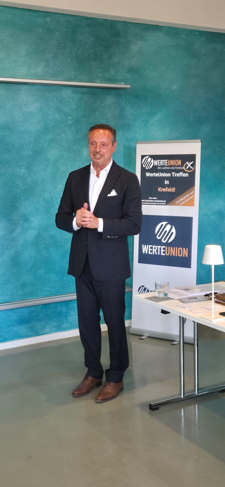 Frank Köhler bei der Gründungsrede